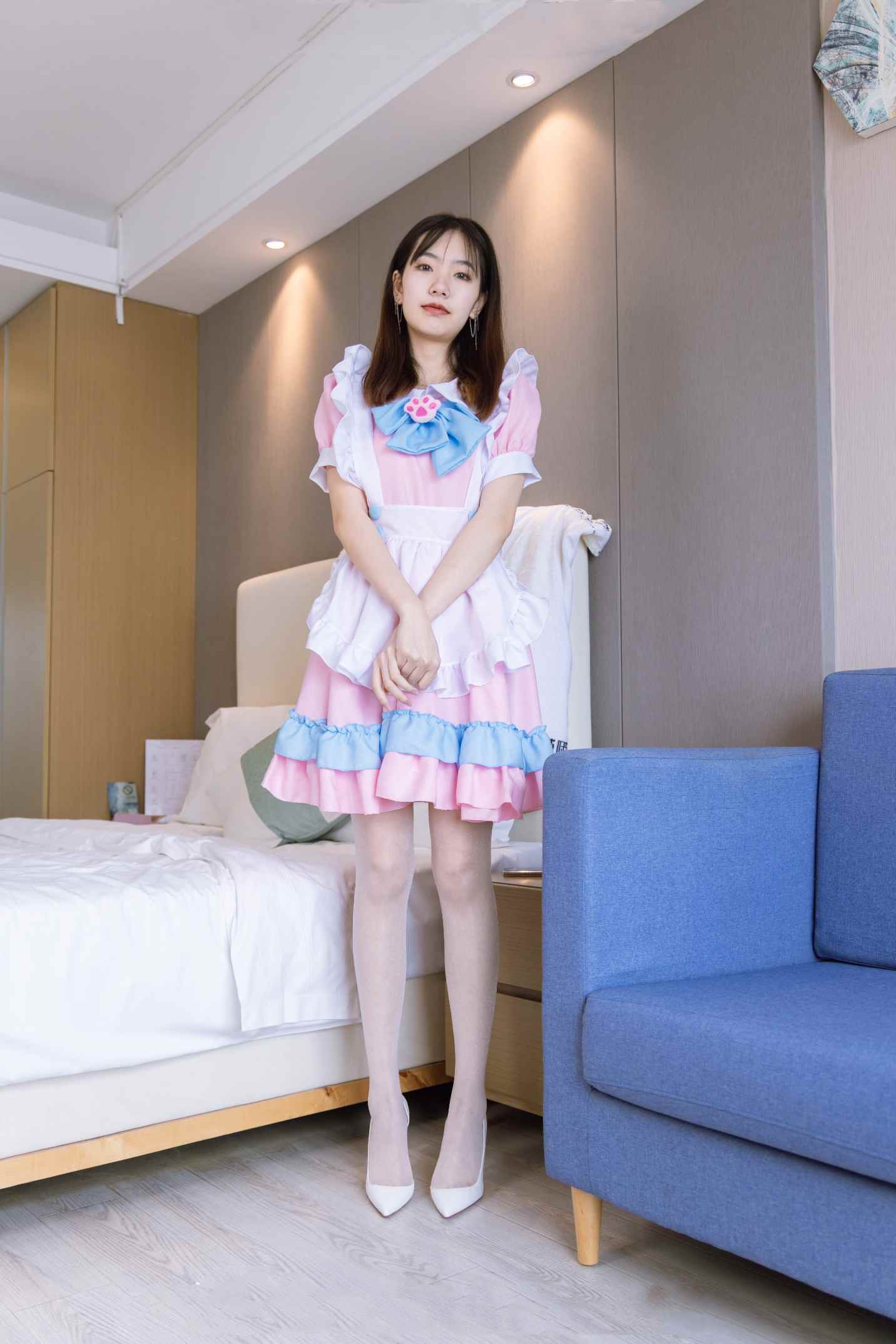 【网盘】[袜啵啵]154期 小甜豆-两双高跟鞋、珠光白丝、女仆装