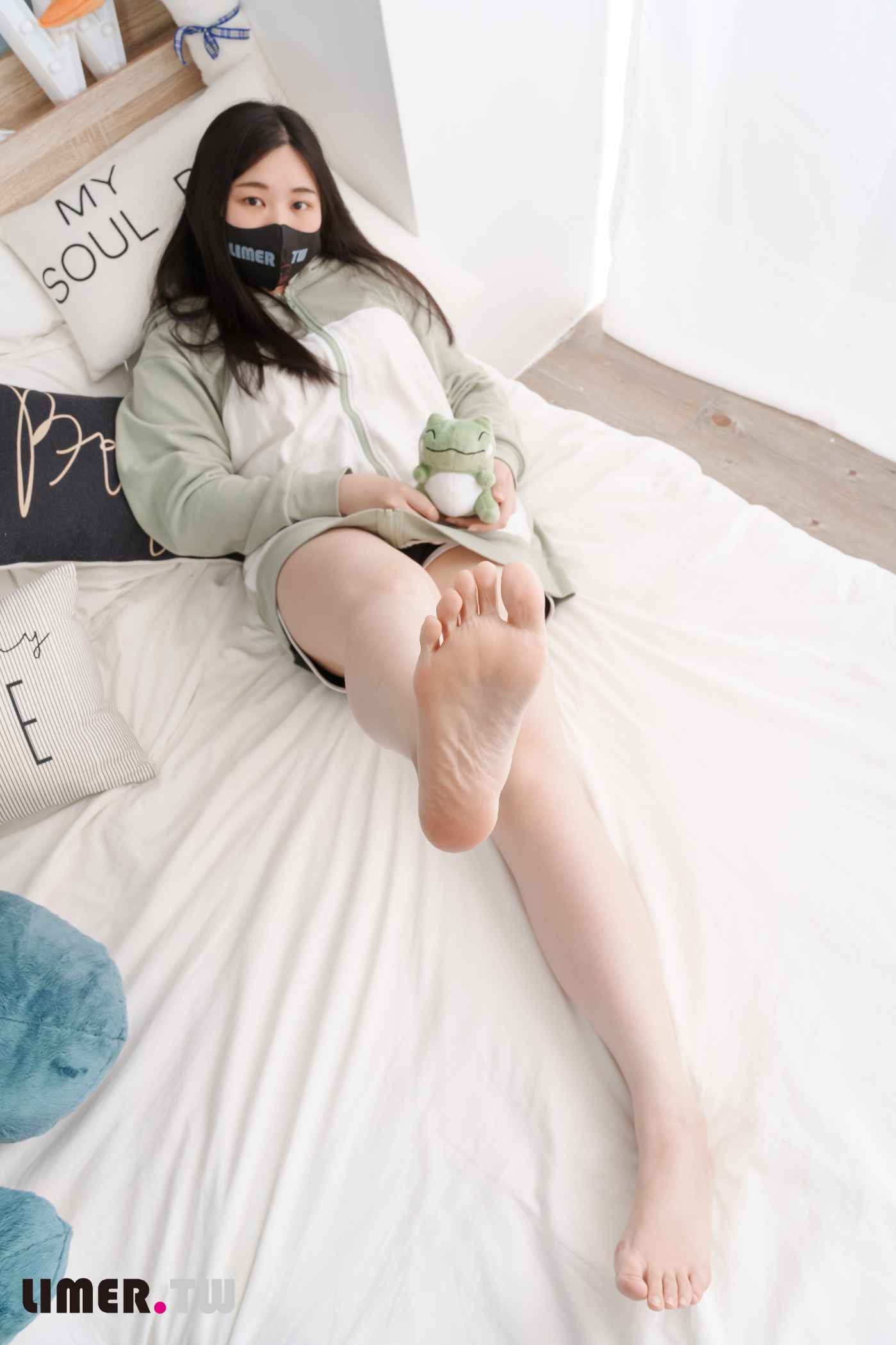 【网盘】[Limerence]BiBi足盒激萌替身VS脚底TK