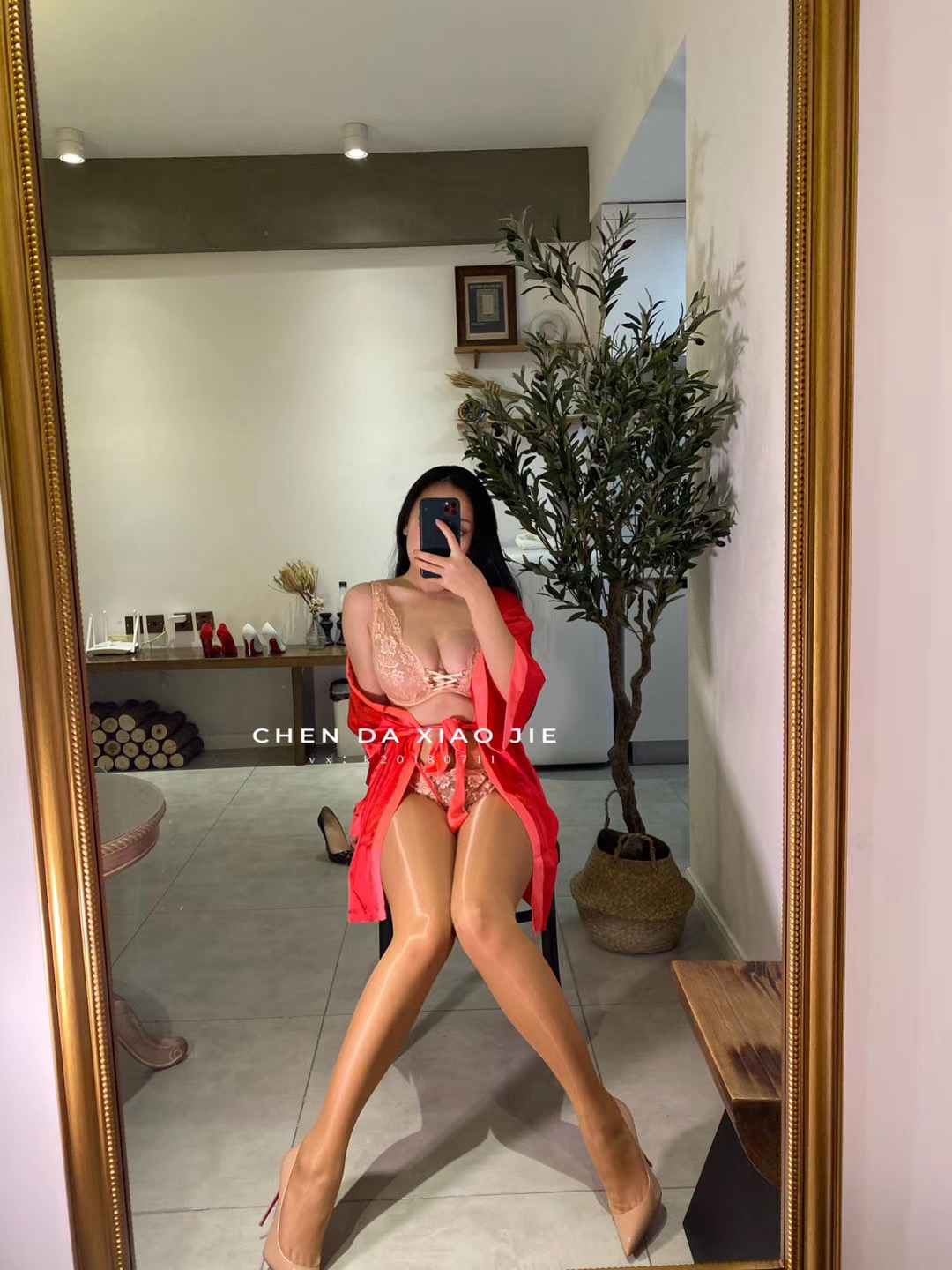 【网盘】宸大小姐 – 微信朋友圈及专场图片&#038;视频