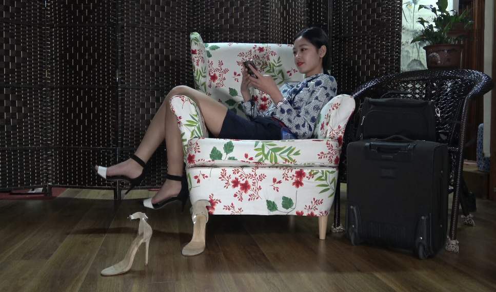 【网盘】[视频] K&#038;M 273-Cuihanyu 制服裸足长靴足秀