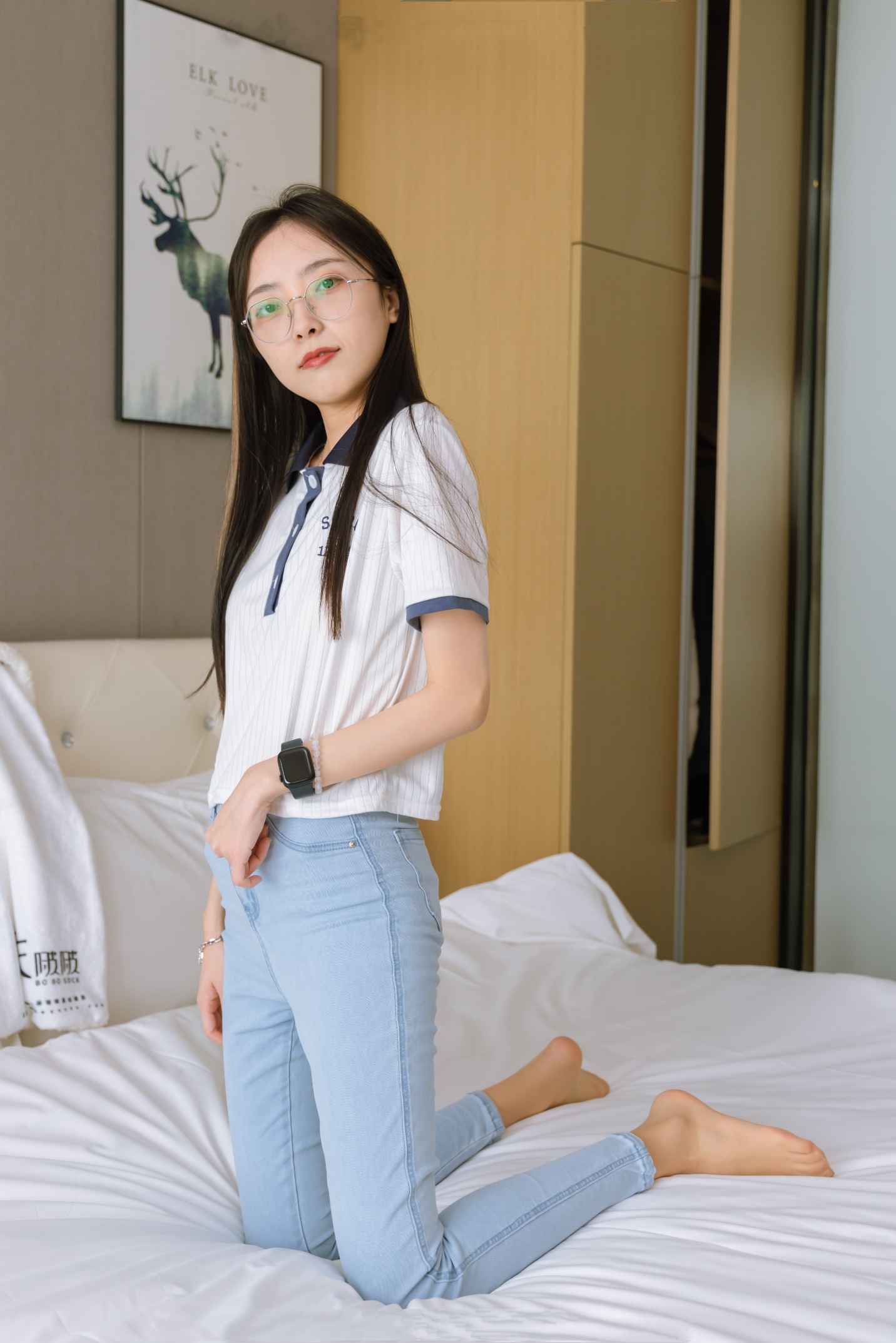 【网盘】[袜啵啵]161期 稚予-贝壳头板鞋、肉丝、裤里丝