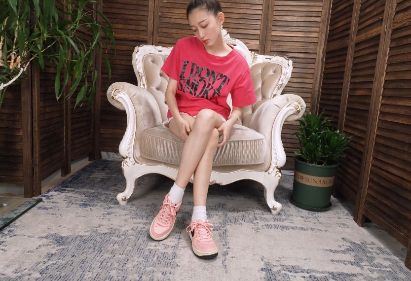 【网盘】[视频] A&#038;F 061-美女baby展示她的性感脚丫