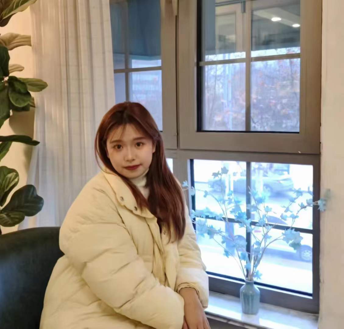 【网盘】可爱圆脸妹妹小黄袜捧起裸足大口tian