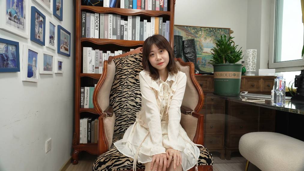 【网盘】[视频] A&#038;F 069-可爱的小女生冰凌展示性感的36码小脚