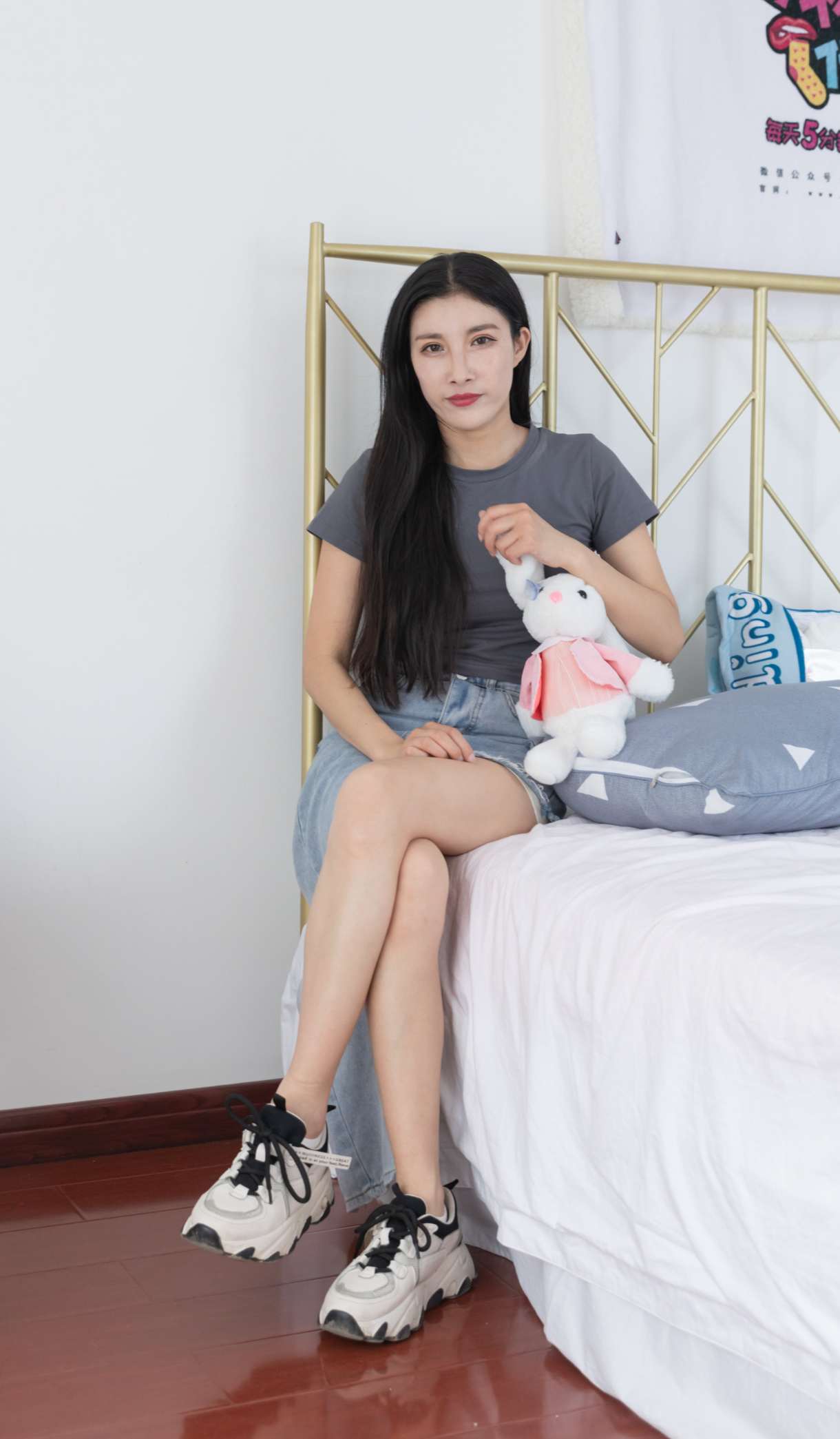 【网盘】物恋传媒 NO.1411 萱萱-迷失幻境