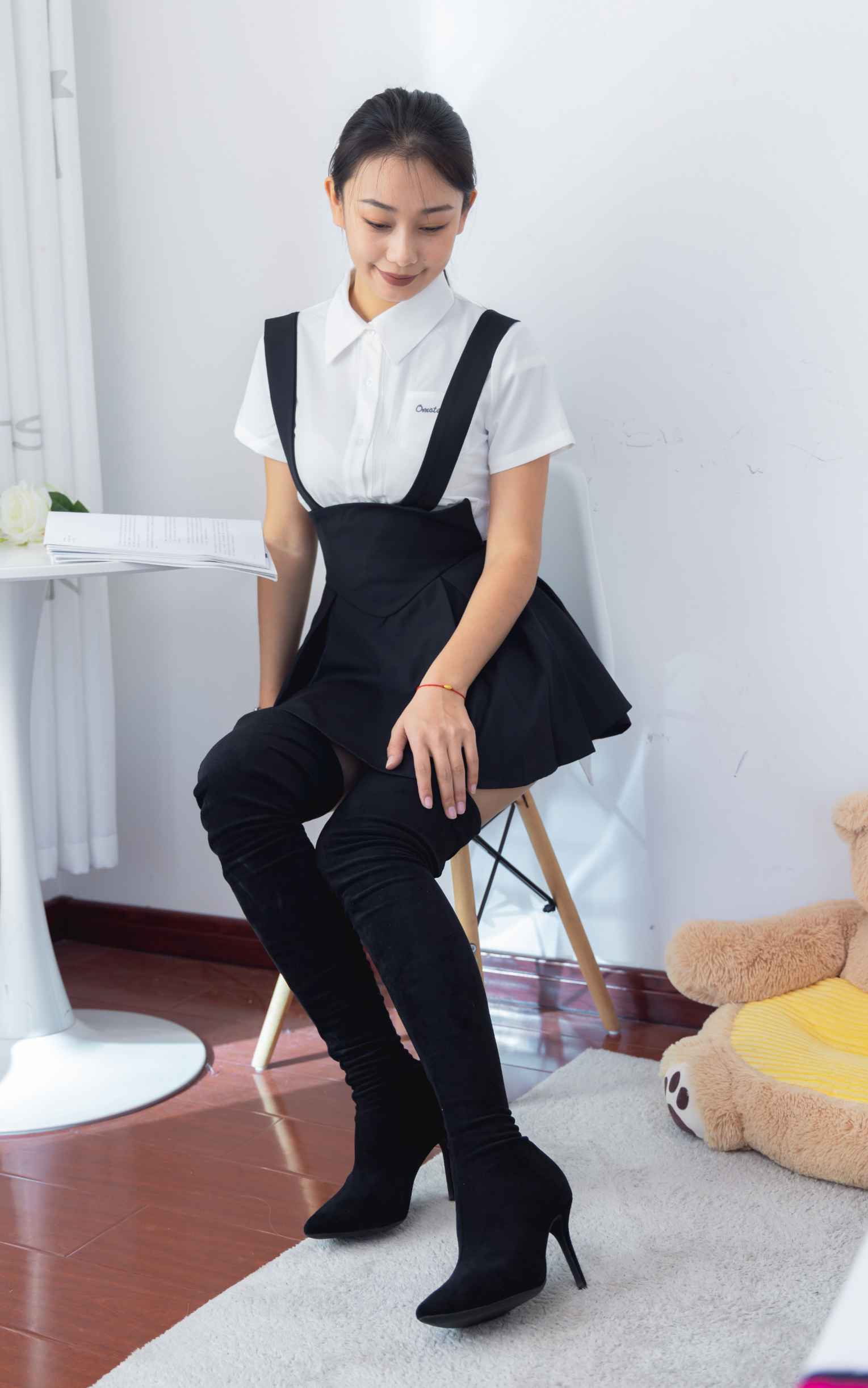 【网盘】物恋传媒 NO.1422 岚岚-自由的飞翔