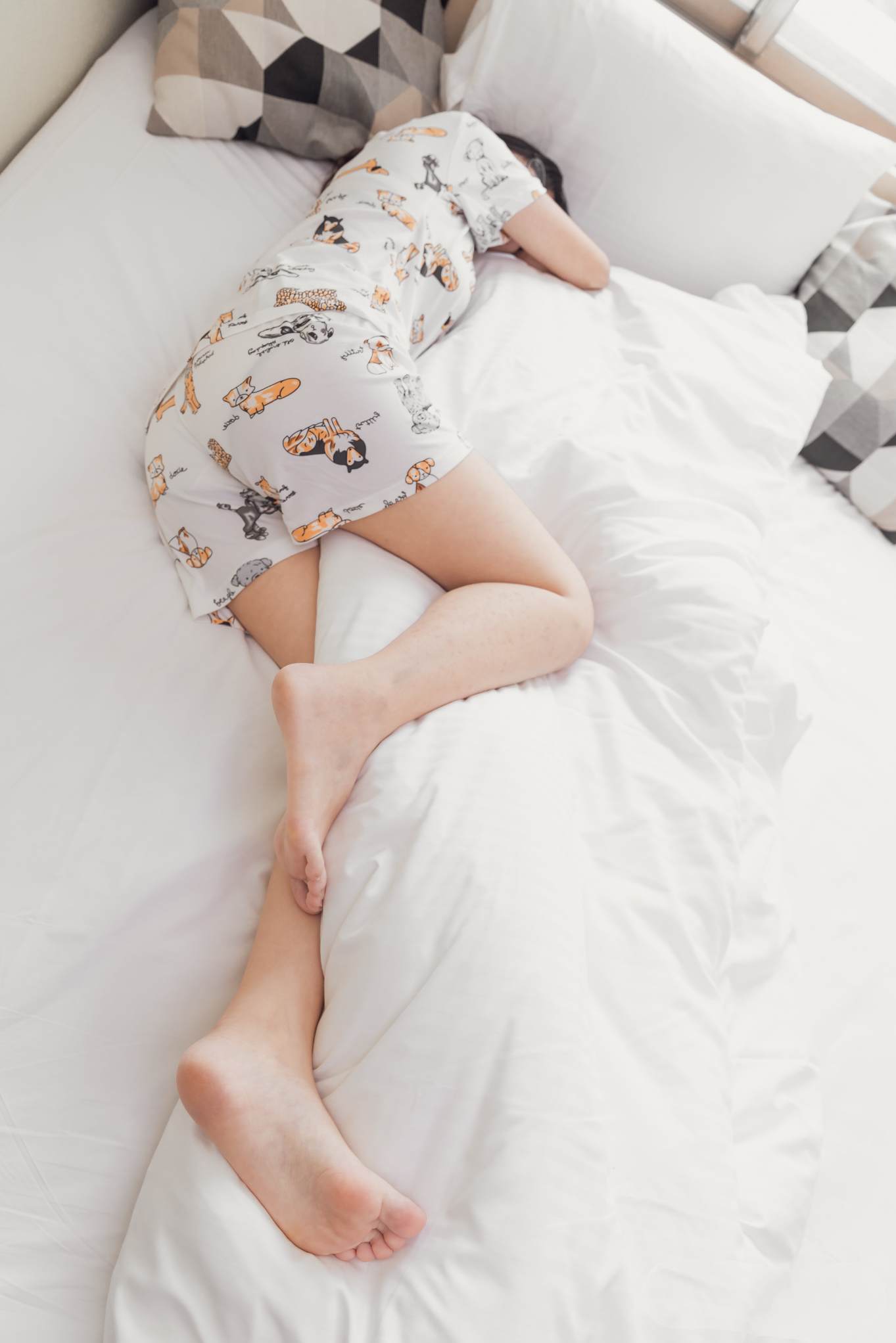 【网盘】[Limerence]偷看熟睡凯西的小巧裸足