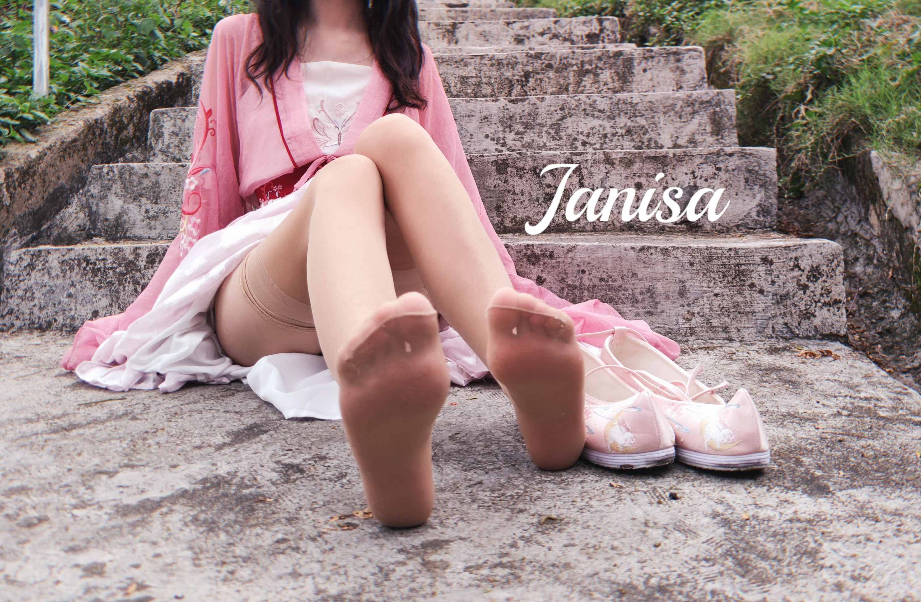 【网盘】[合集]丝足博主Janisa – 全套19期