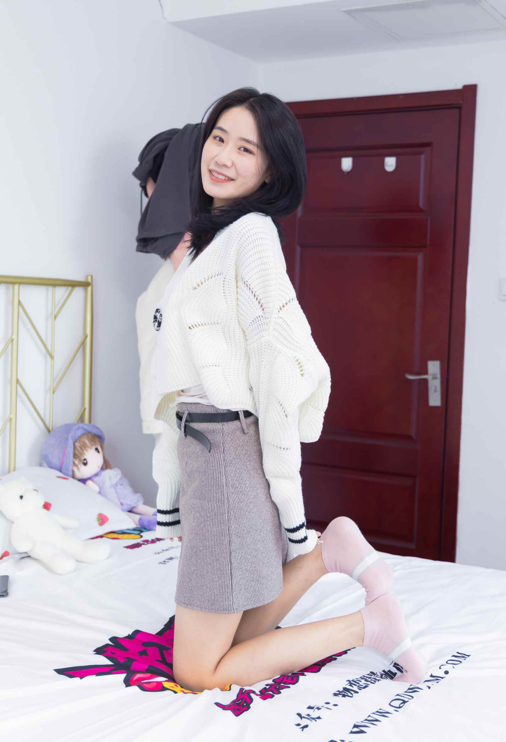 【网盘】物恋传媒 NO.1449 菜菜-暖冬的依恋