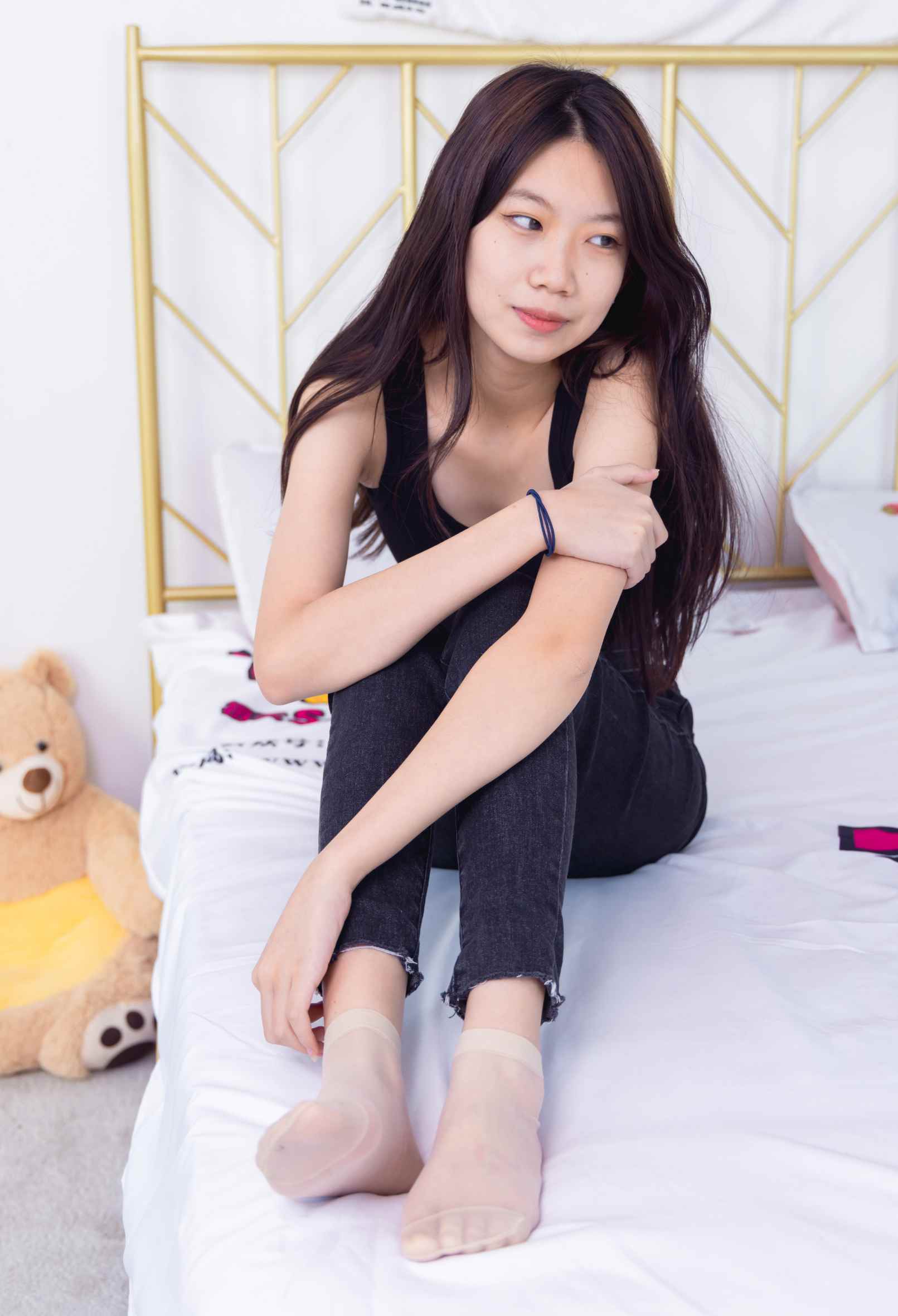 【网盘】物恋传媒 NO.1452 纤纤-春天的芽