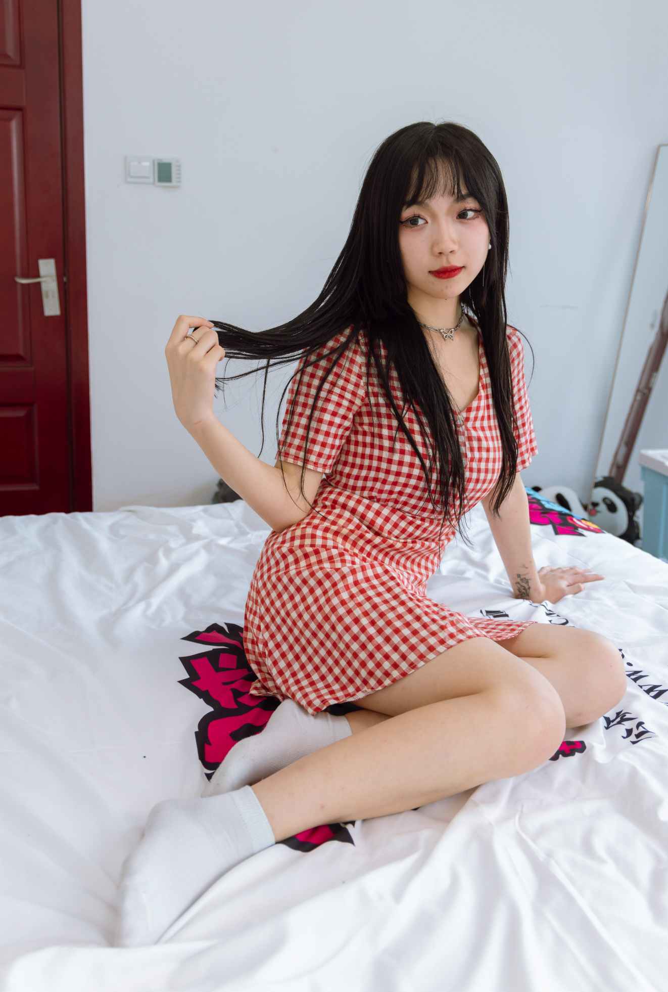 【网盘】物恋传媒 NO.1467 砂砂-粉色天空