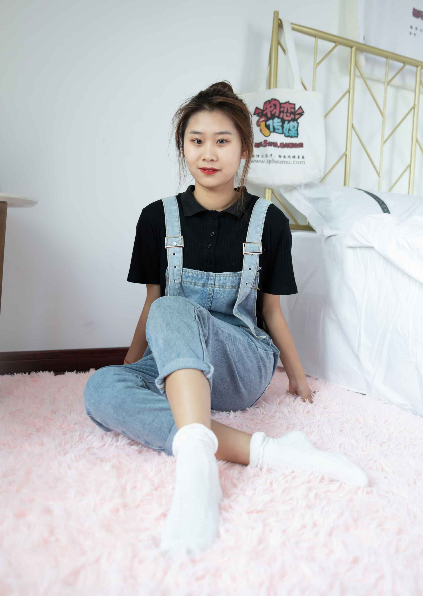 【网盘】物恋传媒 NO.1477 盲盒3