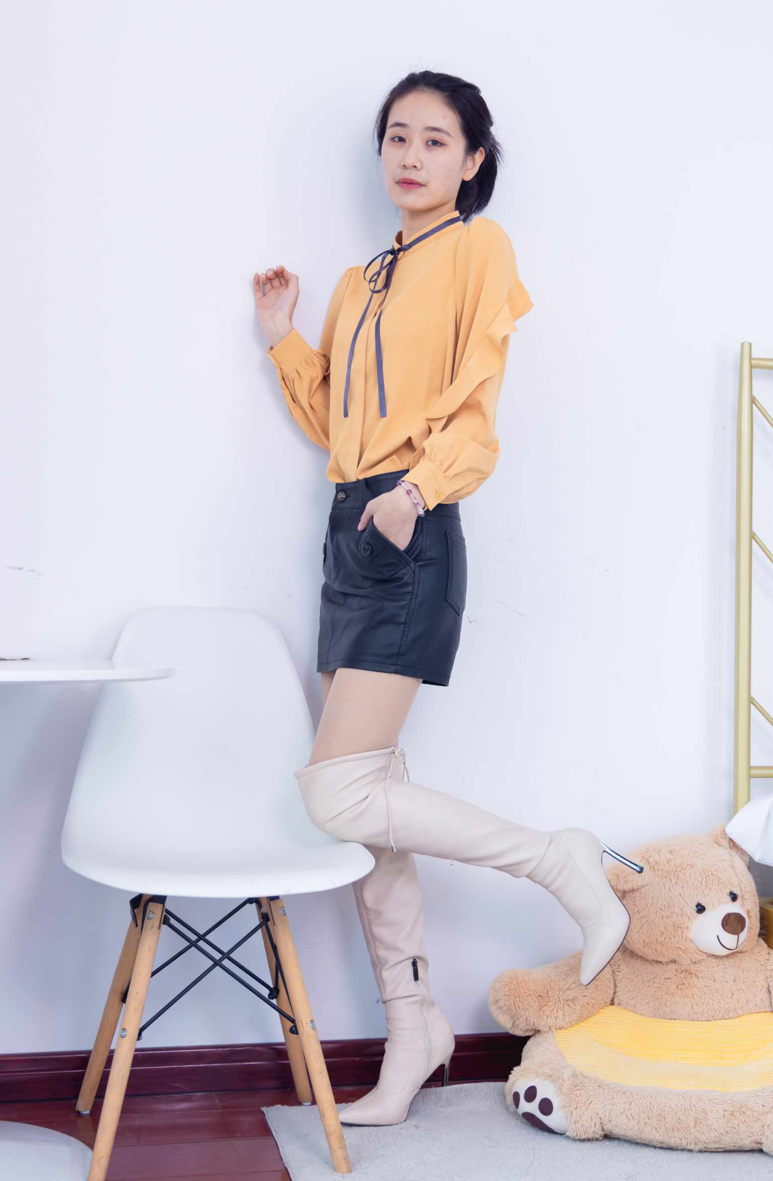 【网盘】物恋传媒 NO.1496 菜菜-橘色郁金香