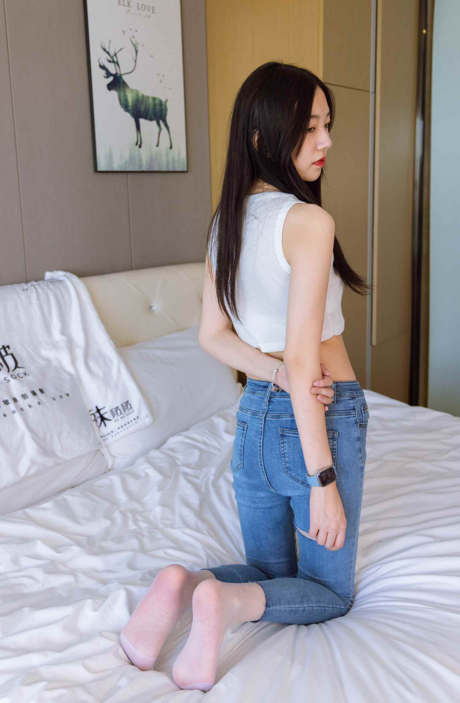 【网盘】[袜啵啵]201期 小甜豆-高跟鞋、白丝