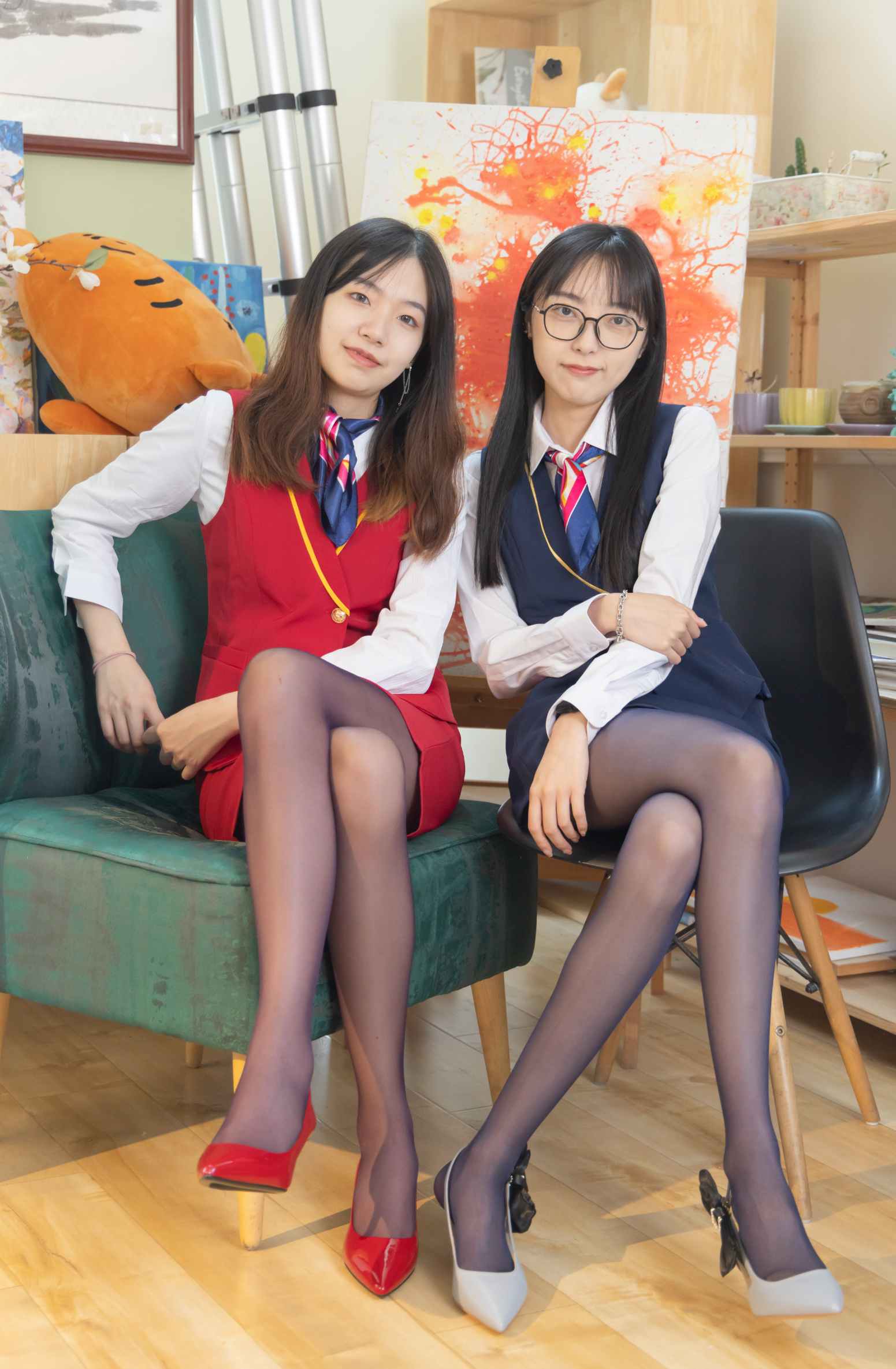 【网盘】[袜啵啵]209期 小甜豆稚予-五一快乐哦