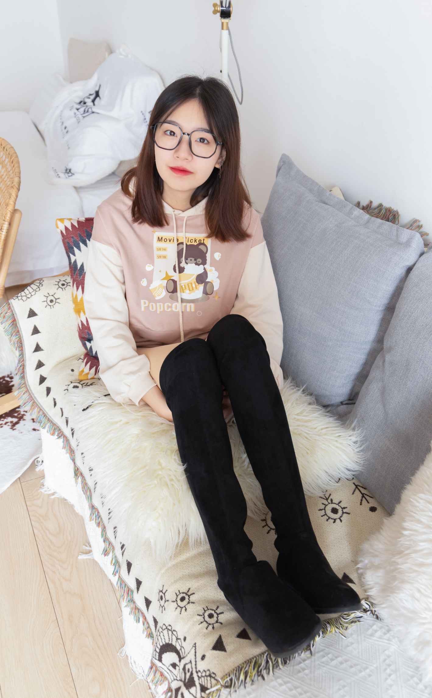 【网盘】[袜啵啵]218期 小甜豆-长靴、厚肉丝