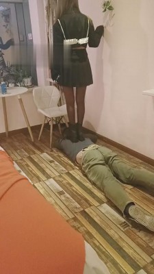 【网盘】【开发素人】耳光/鞭打/sp/骑马/踩踏/踢裆 bf6326