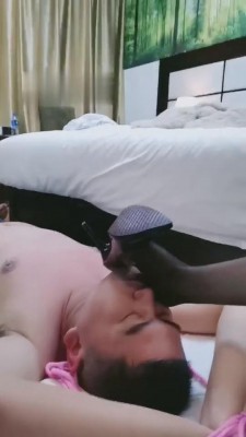 【网盘】【丫丫啊】大学生S欺负抖M师兄 bf6395