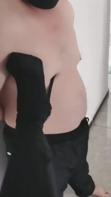 【网盘】【燃一】高跟鞋暴踹小狗 bf6469