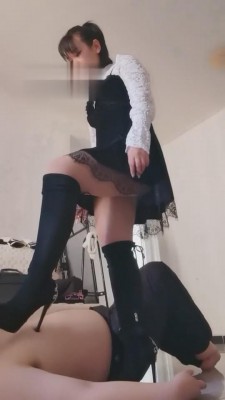 【网盘】【燃一】高跟鞋暴踹小狗 bf6469