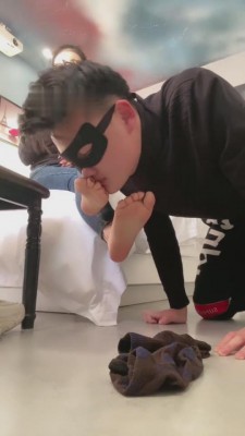 【网盘】【魅儿】羞辱原味恋足狗 bf6466