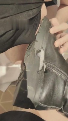 【网盘】【柠萌小主】喜欢清理脏靴子的狗 bf6757