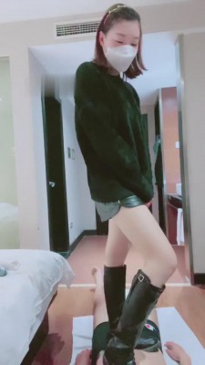 【网盘】【糖糖】00后学生贱狗跑来跪舔 bf6796