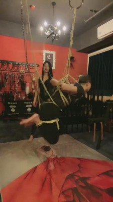 【网盘】【思雨】调教奶茶店老板 bf7166