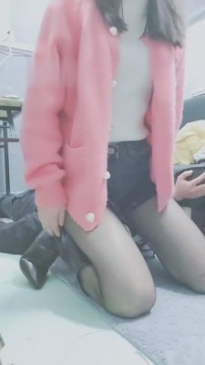 【网盘】【灵竹】长靴碾压/坐脸/跪舔 bf7228