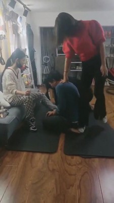 【网盘】【傲柔】群调-3S暴打两只贱狗 bf7401