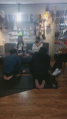 【网盘】【傲柔】群调-3S暴打两只贱狗 bf7401