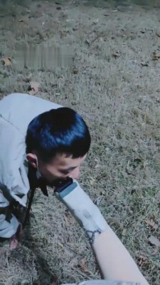 【网盘】【魅影女神】饭后遛遛狗虐虐 bf7601