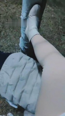 【网盘】【魅影女神】饭后遛遛狗虐虐 bf7601