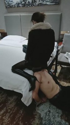 【网盘】【多多】胯下这狗好饥渴 bf7641