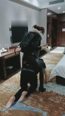 【网盘】【多多】胯下这狗好饥渴 bf7641