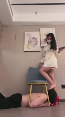 【网盘】【禾末】家奴足部崇拜-喝洗脚水/强制窒息 bf7724