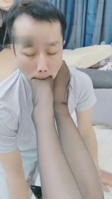 【网盘】【美丝大】无底线诱惑各种姿势 bf9042