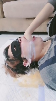 【网盘】【傲柔】重度手深喉专场 bf8455