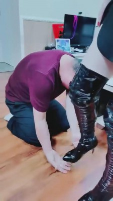 【网盘】【梦幻大大】跑骚傻狗被抓包现场 bf8667