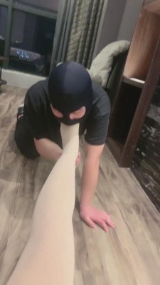 【网盘】【万灵】御姐肉丝棉袜欺负学生狗 bf8574