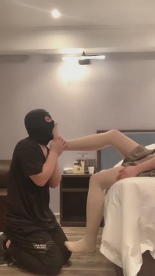 【网盘】【万灵】御姐肉丝棉袜欺负学生狗 bf8574