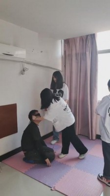 【网盘】【最抗揍】3素人姐姐欺负抗揍狗 bf8624