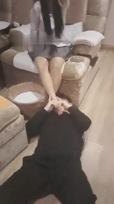 【网盘】【德意志】喝纹身足疗店素人洗脚水/重度暴力耳光 bf8738