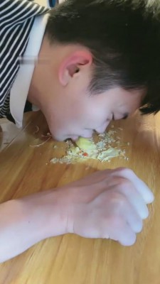 【网盘】【风吟女神】猪狗不如的晚餐喂食 bf8757