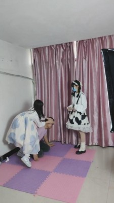 【网盘】【最抗揍M】两洛丽塔S暴揍狗 bf8824