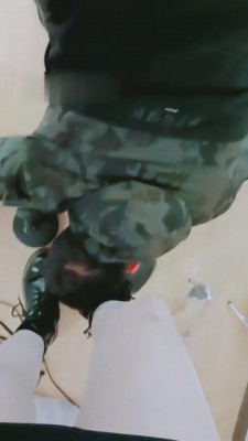 【网盘】【林夕】口水高跟鞋踩踏耳光 bf8778