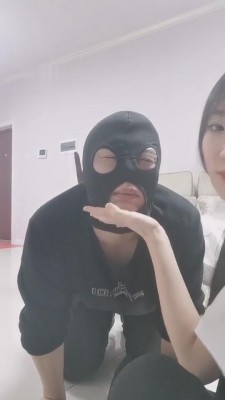 【网盘】【文文大人】深夜调教猥琐外卖员 bf90091