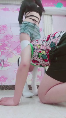 【网盘】【兔粉粉】骑马转胯恋靴 bf9017