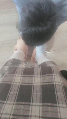 【网盘】【婷婷玉主】棉袜踩踏/舔足 bf9047