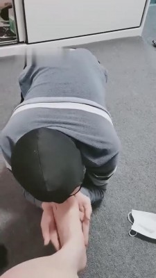 【网盘】【清见】倒吊/皮鞭/刑奴/女奴陪调 bf9068